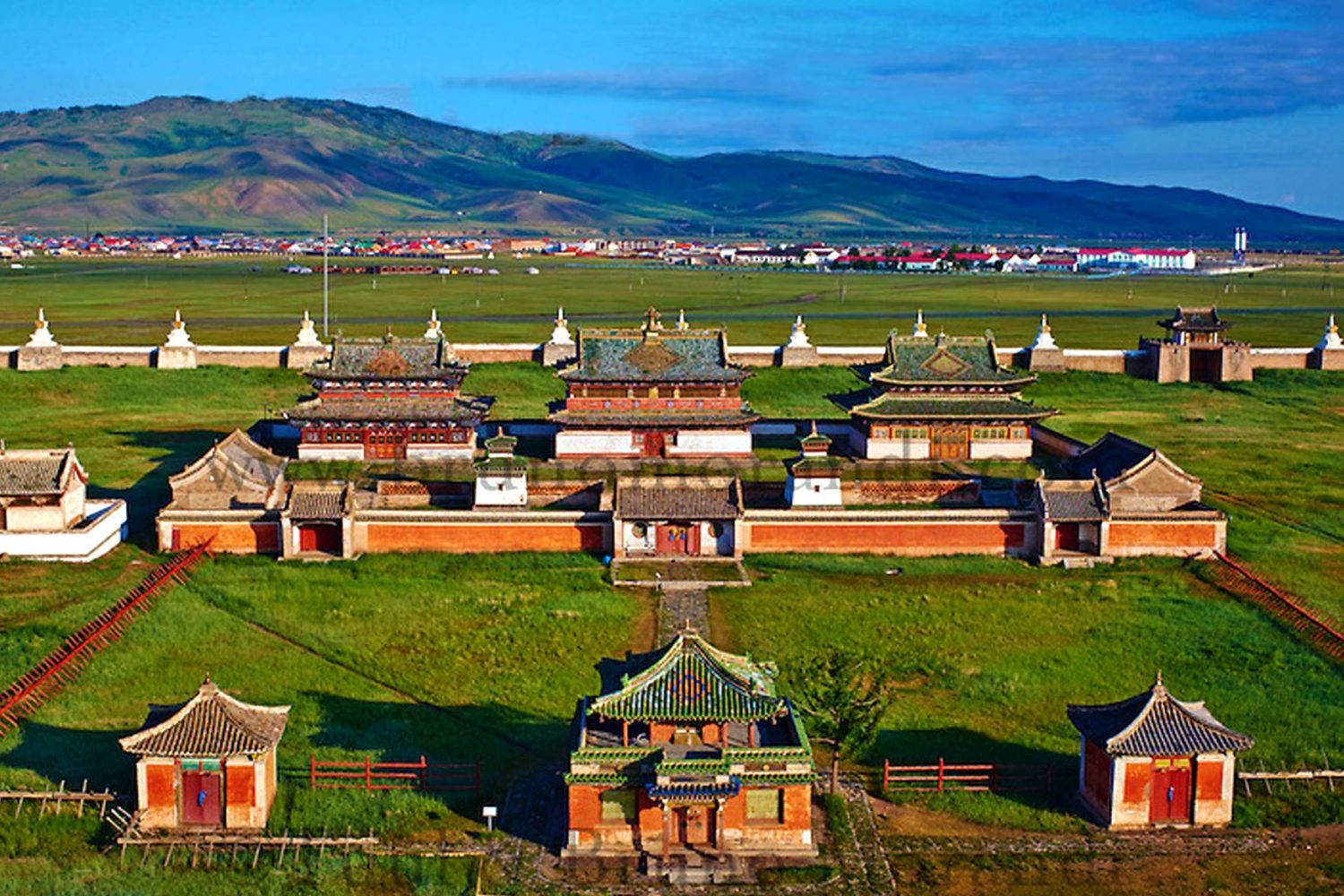 karakorum, erdenezuu monastery